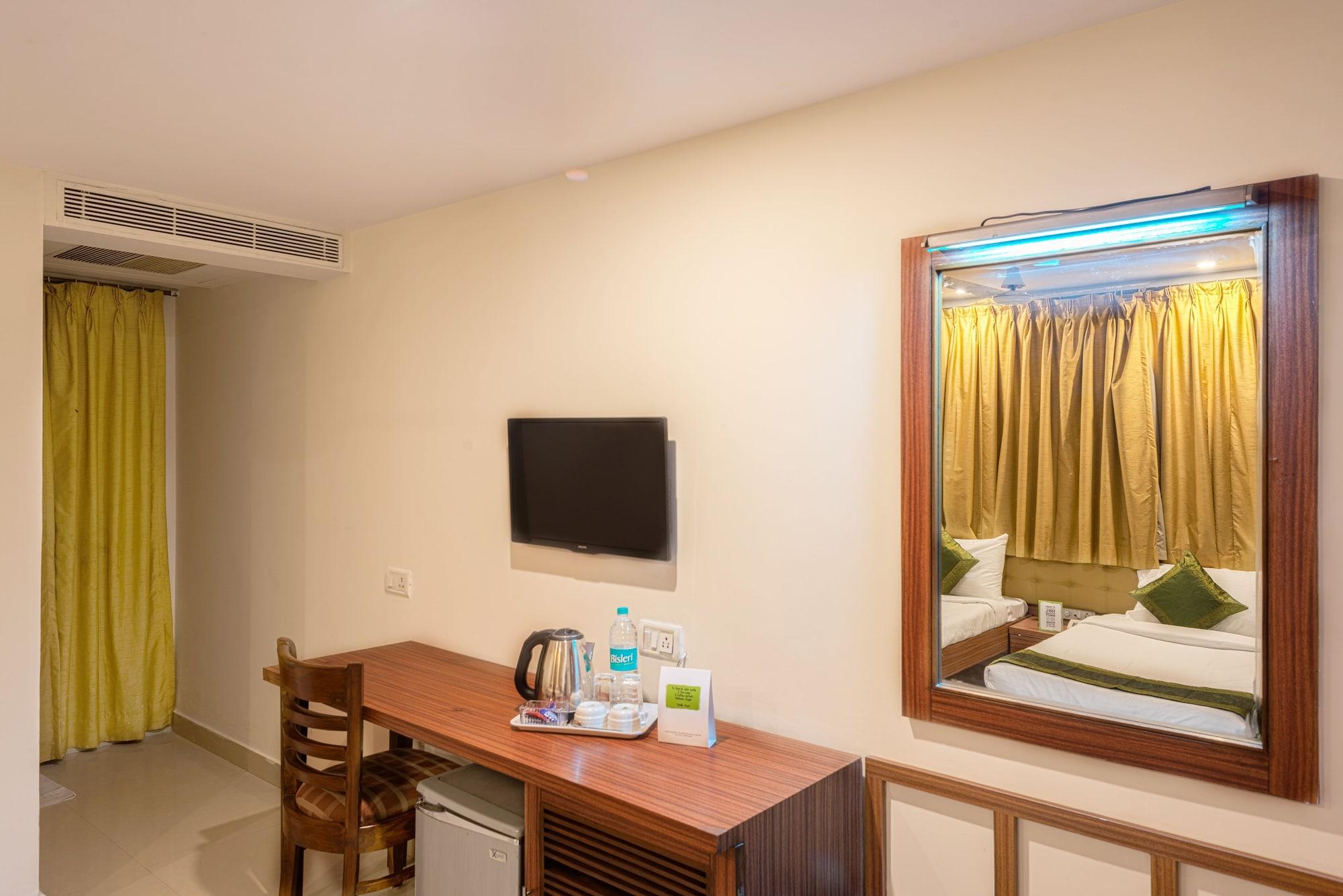 Treebo Trend Grand Plaza Nampally Hyderabad Eksteriør billede