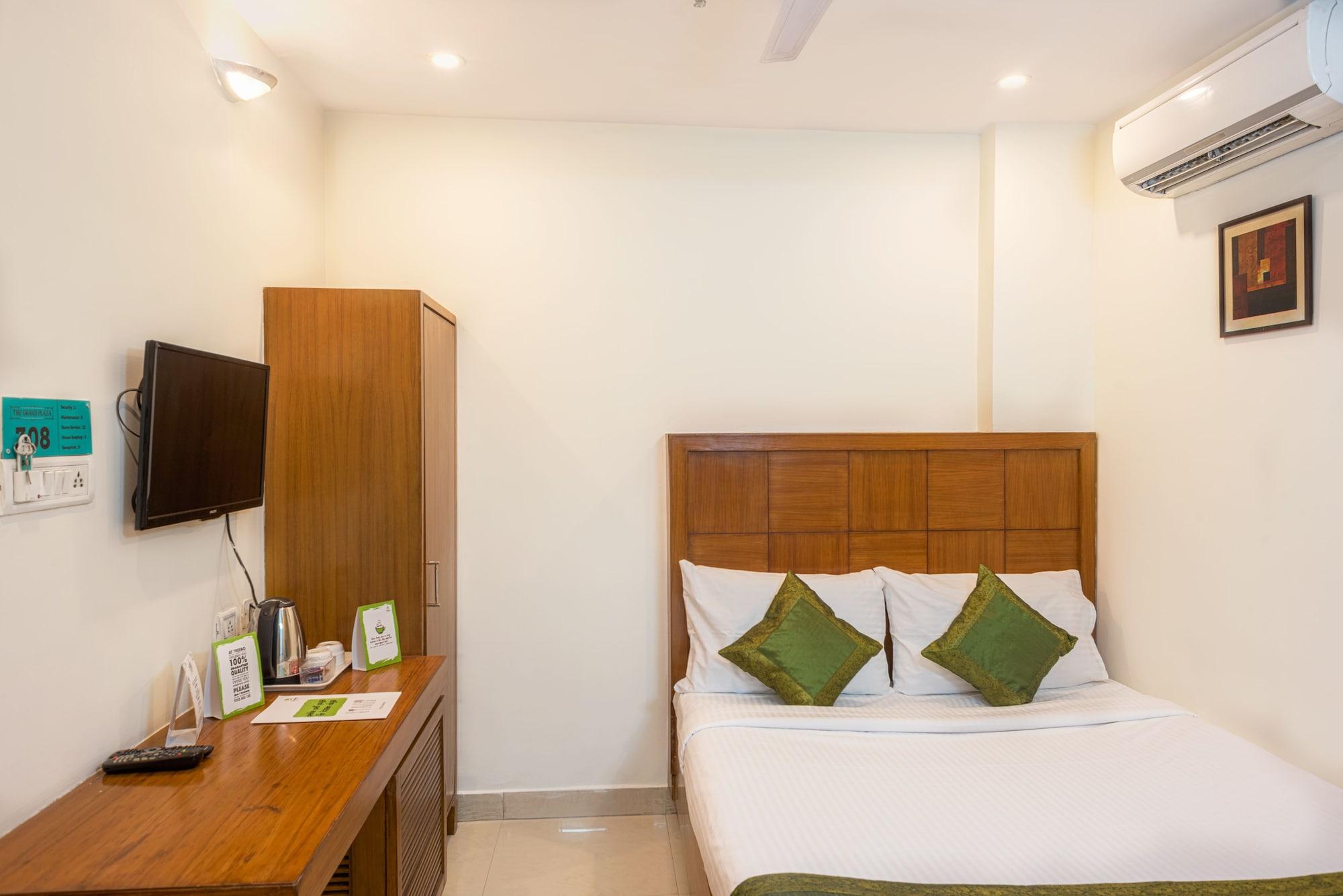 Treebo Trend Grand Plaza Nampally Hyderabad Eksteriør billede