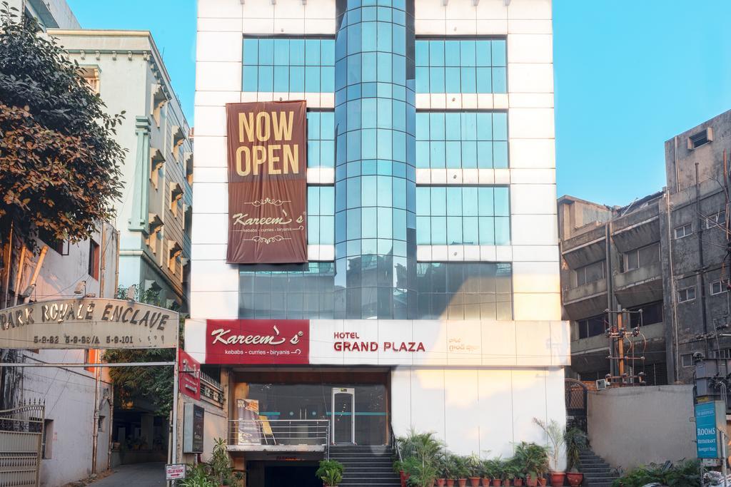 Treebo Trend Grand Plaza Nampally Hyderabad Eksteriør billede